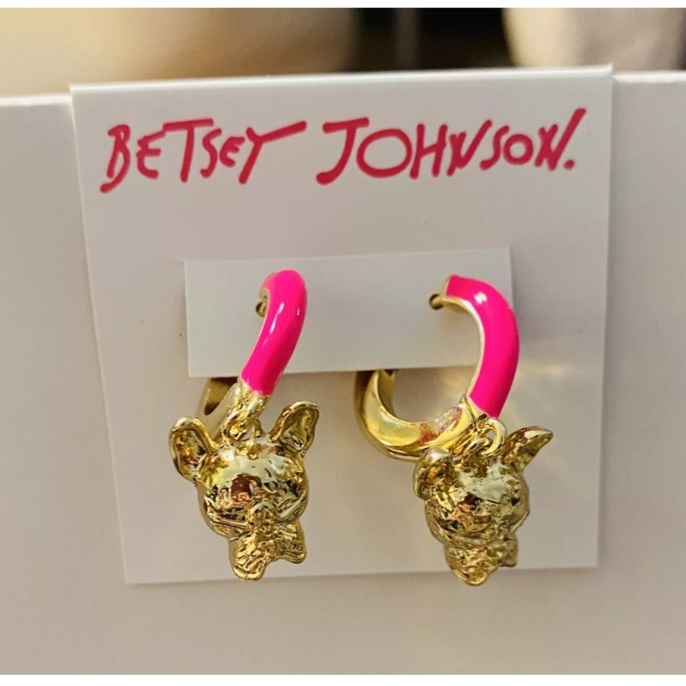 🐶NWT BETSEY Johnson Frenchie Dog Gold Pink Huggie Earrings